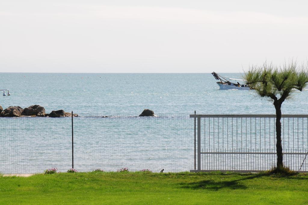 Agriturismo Frontemare Giulianova Esterno foto